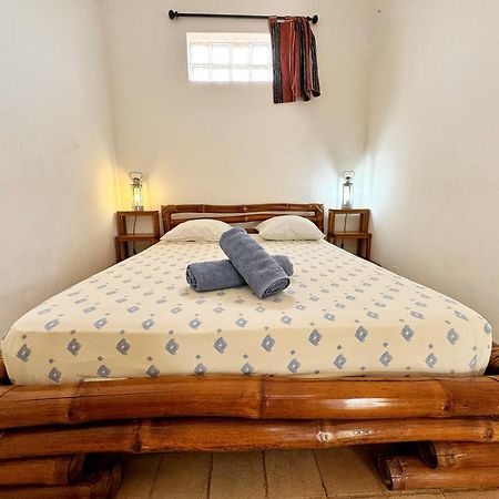Готель Kayzen House Ngaparou Екстер'єр фото